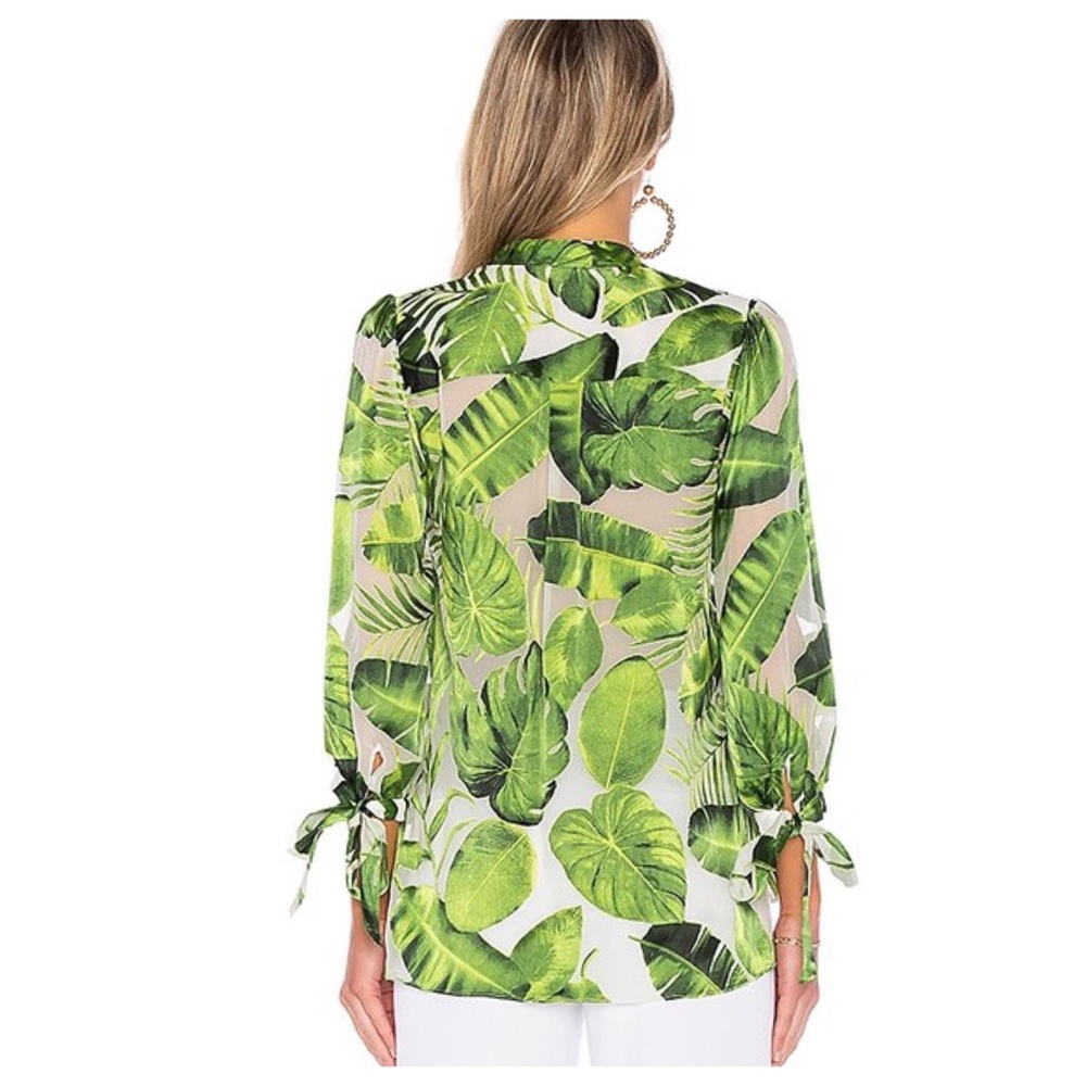 ALICE + OLIVIA Sheila Blouson Sleeve Henley Top - Picture 6 of 13